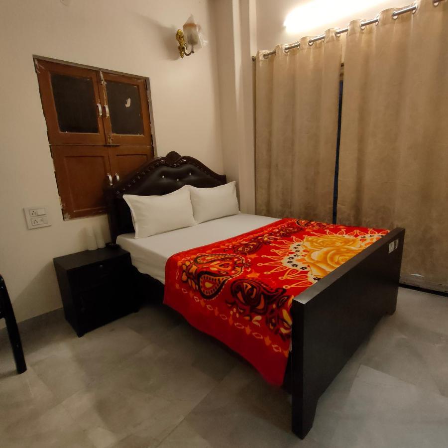 Shanti Hotel
